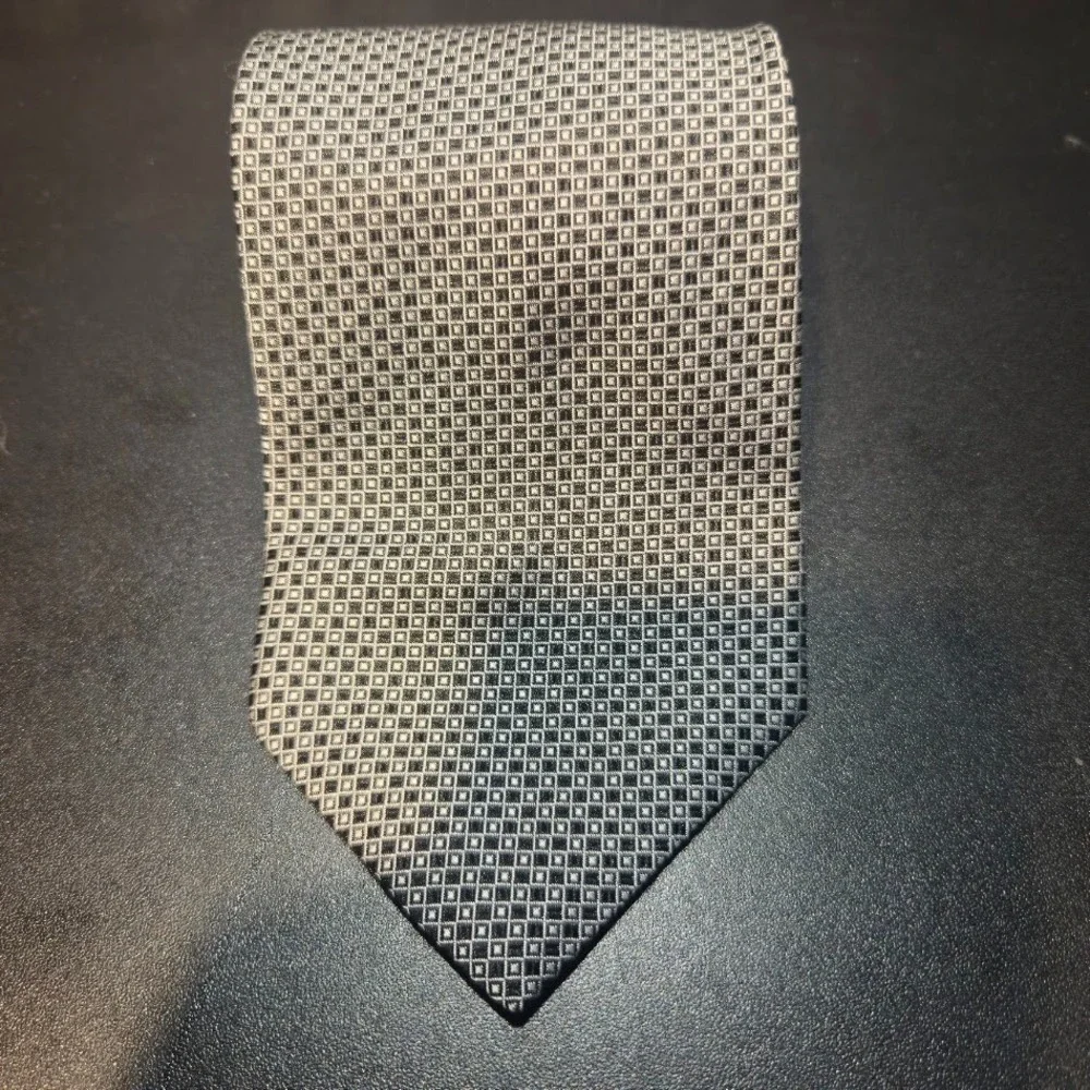 Tommy Hilfiger Brown Geometric Patterned 100% Silk Tie made in USA